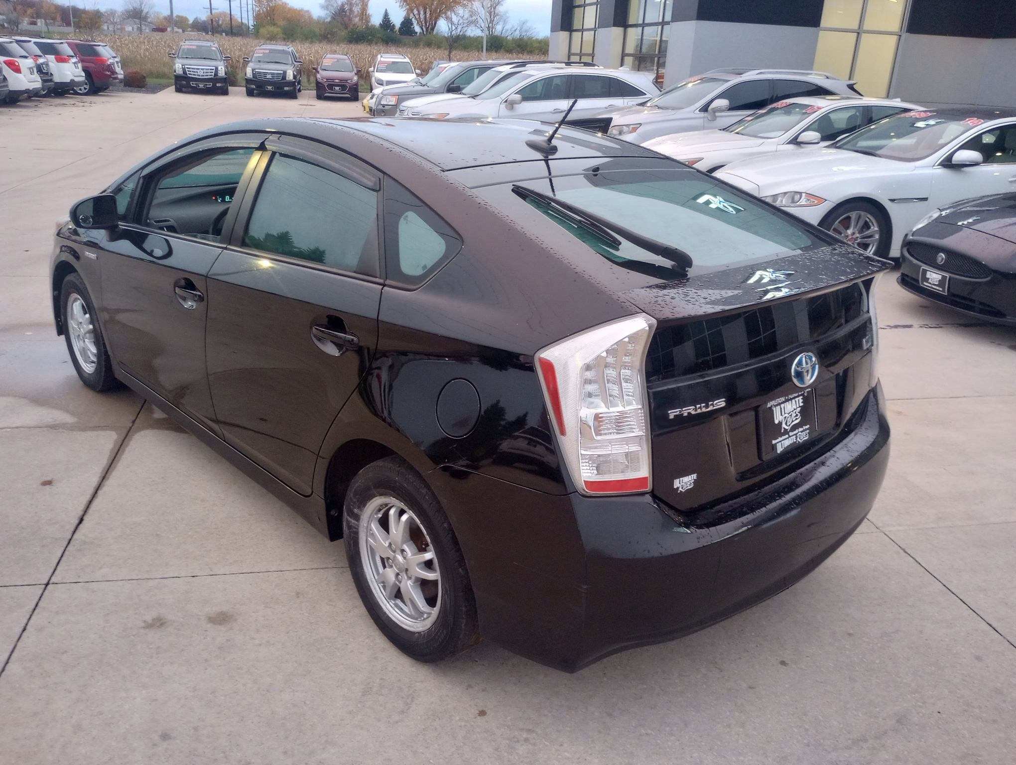 Used 2010 Toyota Prius One FWD image 3
