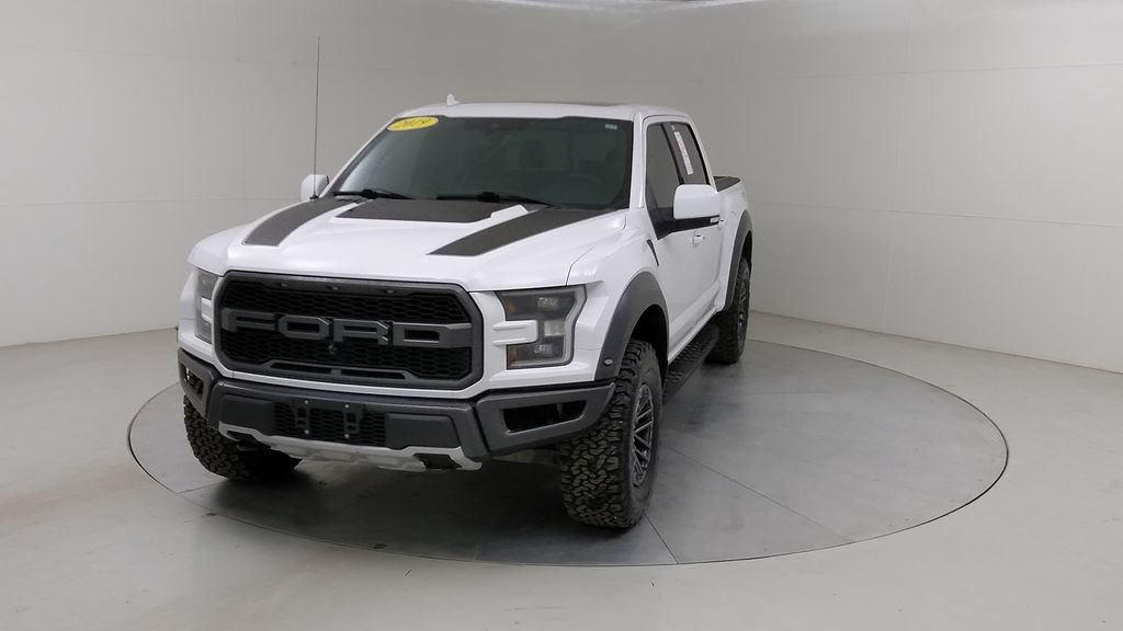Used 2019 Ford F150 Raptor w/ Equipment Group 802A Luxury AWD/4WD image 9