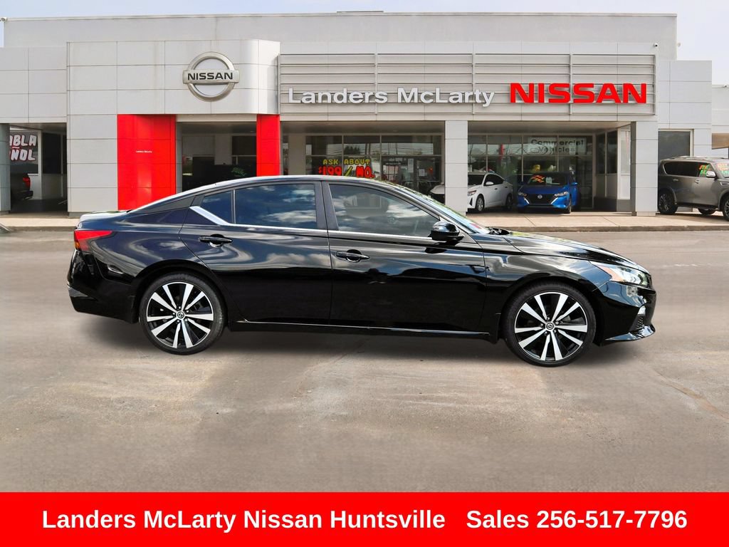 Used 2019 Nissan Altima 2.5 SR FWD image 2