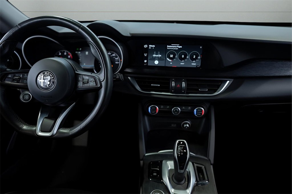 Used 2021 Alfa Romeo Stelvio Sprint w/ Nero Edizione image 45