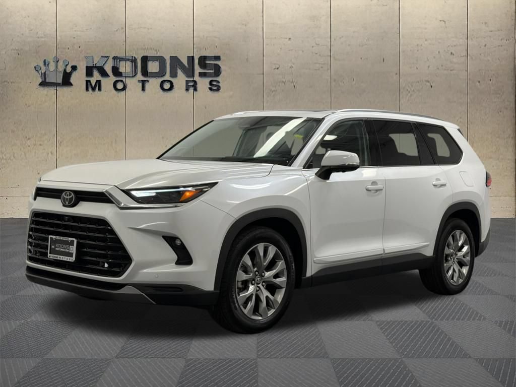 Used 2025 Toyota Grand Highlander AWD video 1