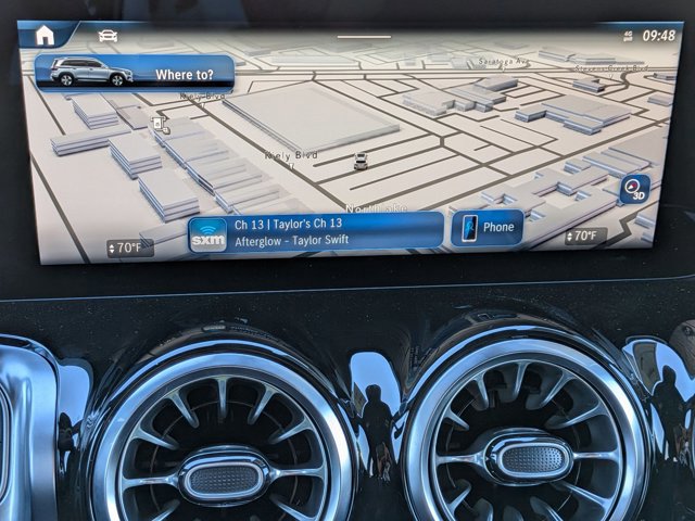 Used 2026 Mercedes-Benz GLB 250 4MATIC image 13