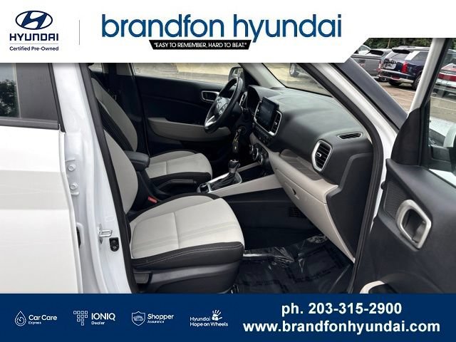 Certified 2023 Hyundai Venue SEL FWD image 27