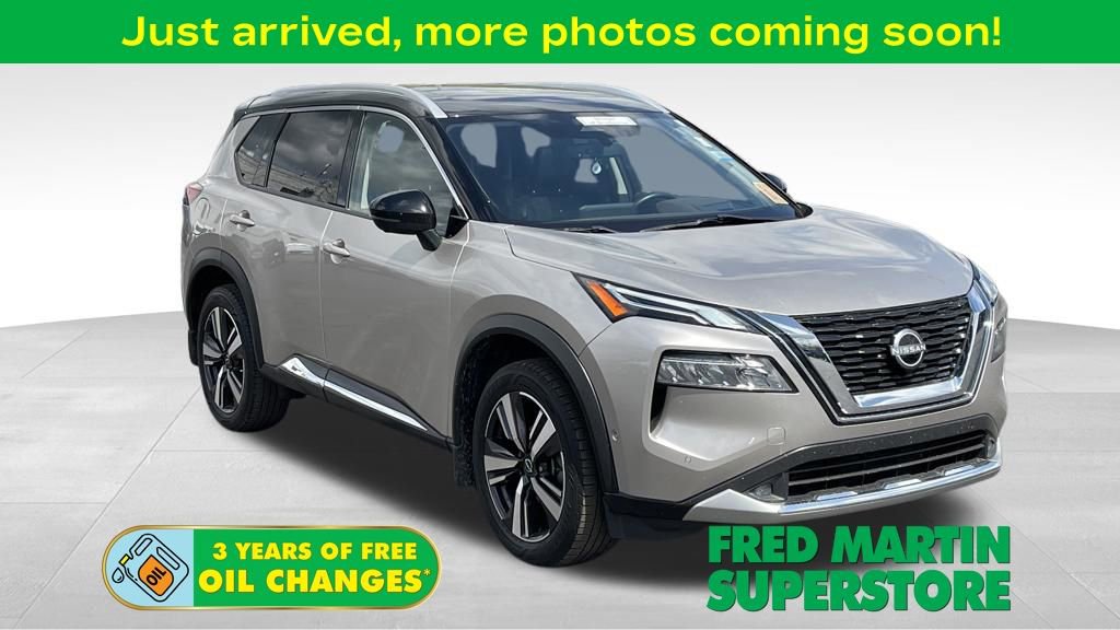 Used 2022 Nissan Rogue Platinum w/ Head-Up Display Package FWD image 1