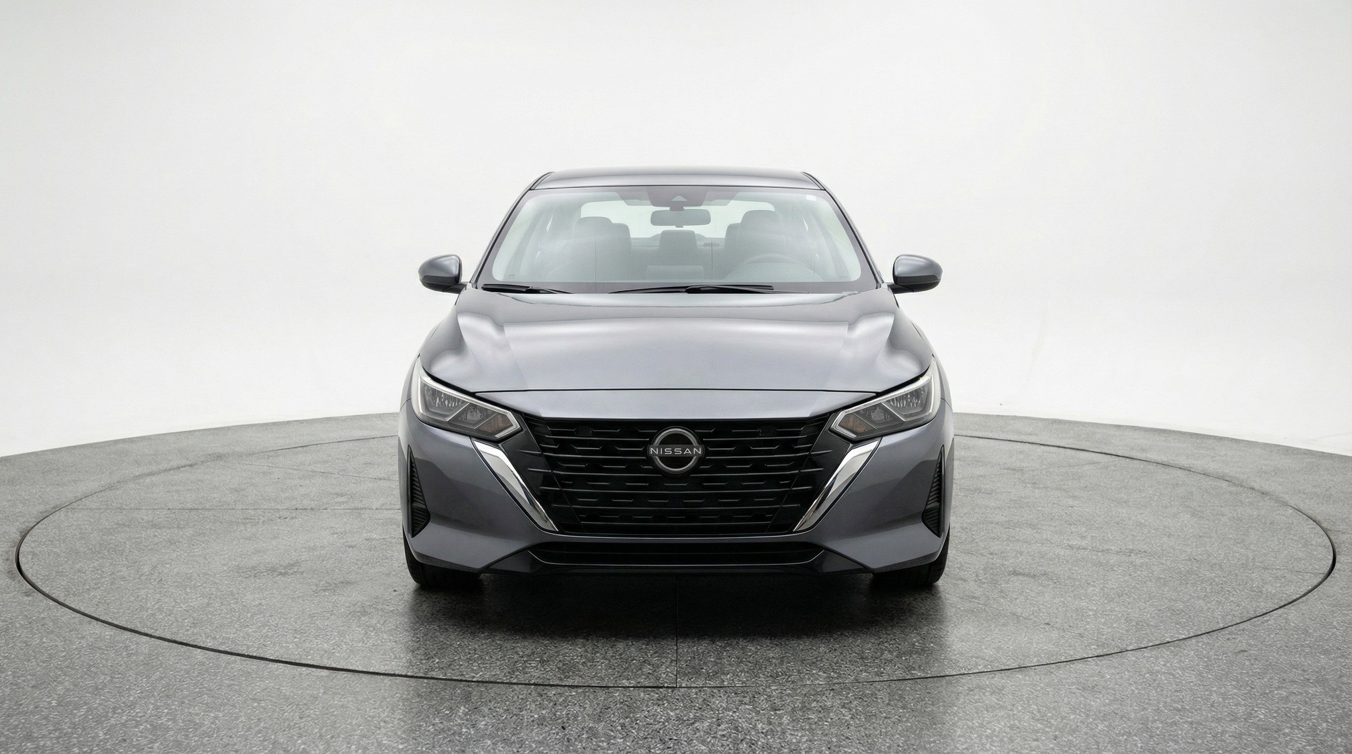 Used 2025 Nissan Sentra SV image 2