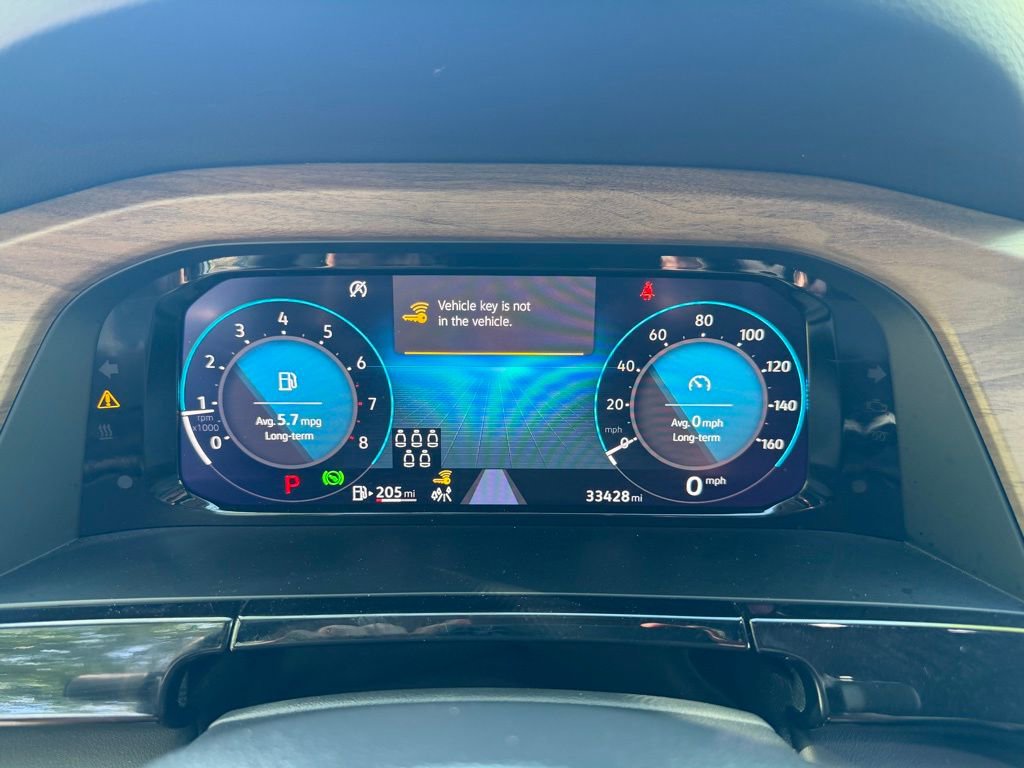 Used 2025 Volkswagen Atlas SE AWD/4WD image 24