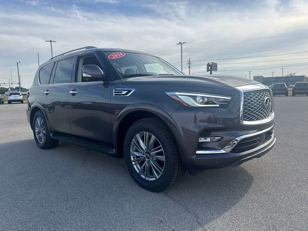Used 2024 INFINITI QX80 Luxe image 8