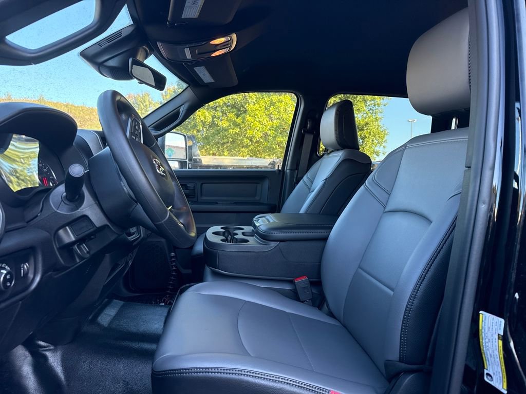 New 2026 RAM 2500 Tradesman w/ Chrome Appearance Group image 13