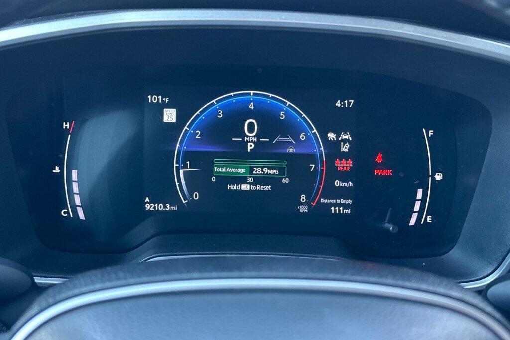 Used 2023 Toyota Corolla Cross XLE w/ Convenience Package FWD image 24