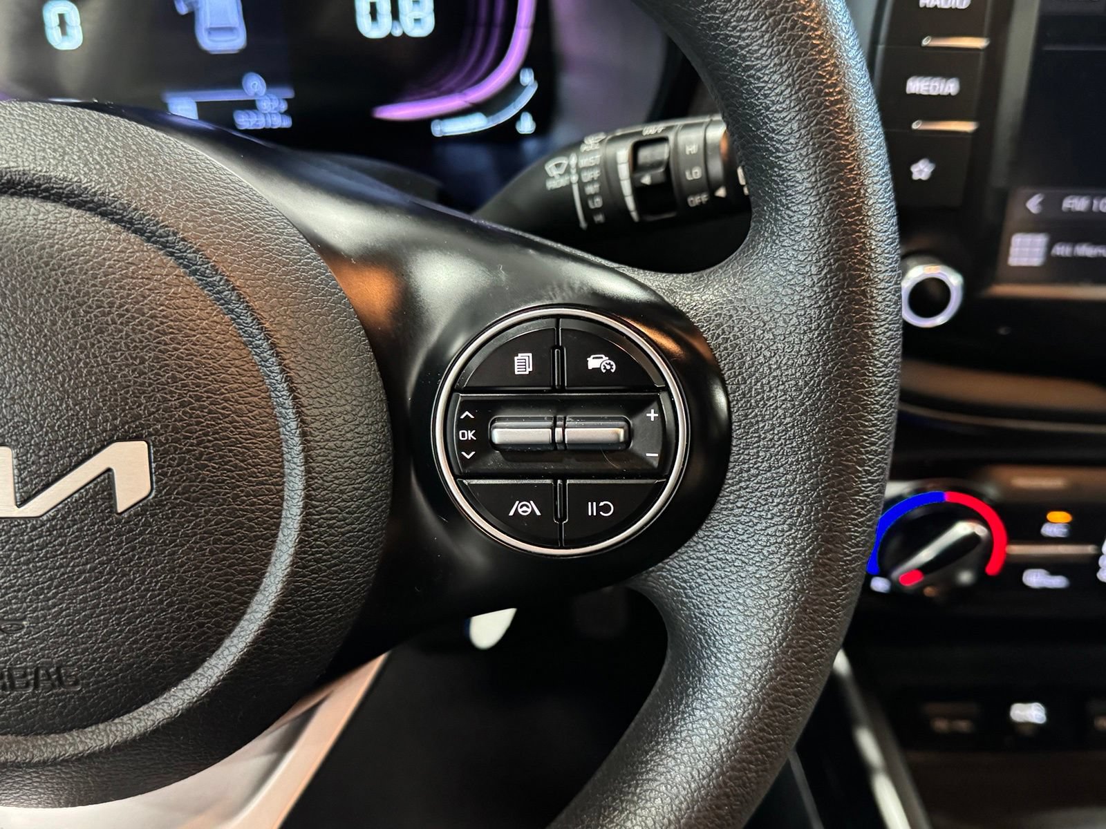 Used 2024 Kia Soul LX w/ Option Group 015 FWD image 22