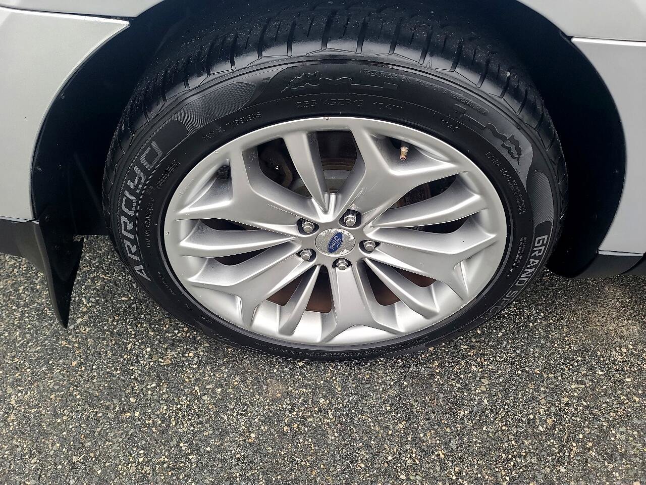Used 2015 Ford Taurus Limited image 21