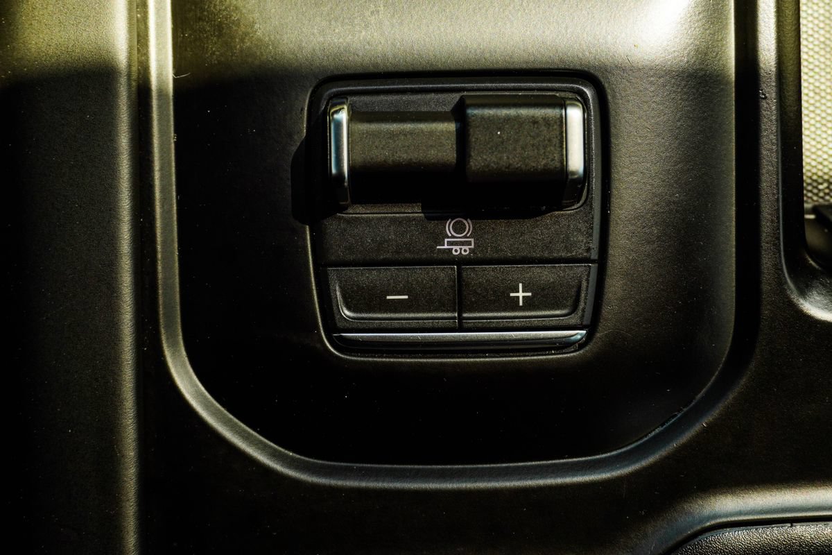 Used 2026 GMC Sierra 2500 AT4X AWD/4WD image 21
