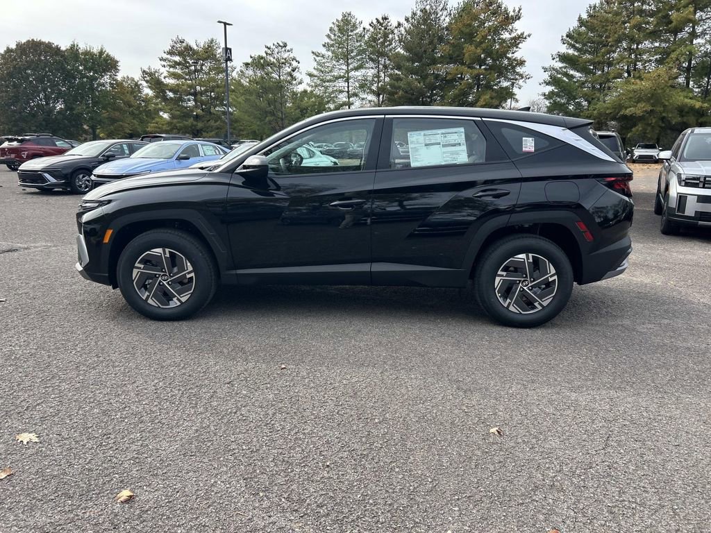 New 2026 Hyundai Tucson Blue SE w/ Tow & Go Package AWD/4WD image 4