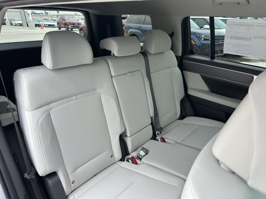 New 2026 Hyundai Santa Fe SE FWD image 30