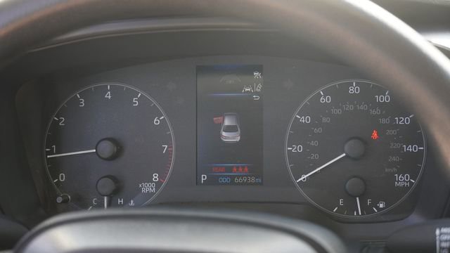 Used 2023 Toyota Corolla LE image 27
