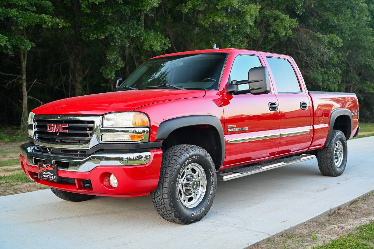 Used 2006 GMC Sierra 2500 SLT w/ Heavy-Duty Power Package AWD/4WD image 17
