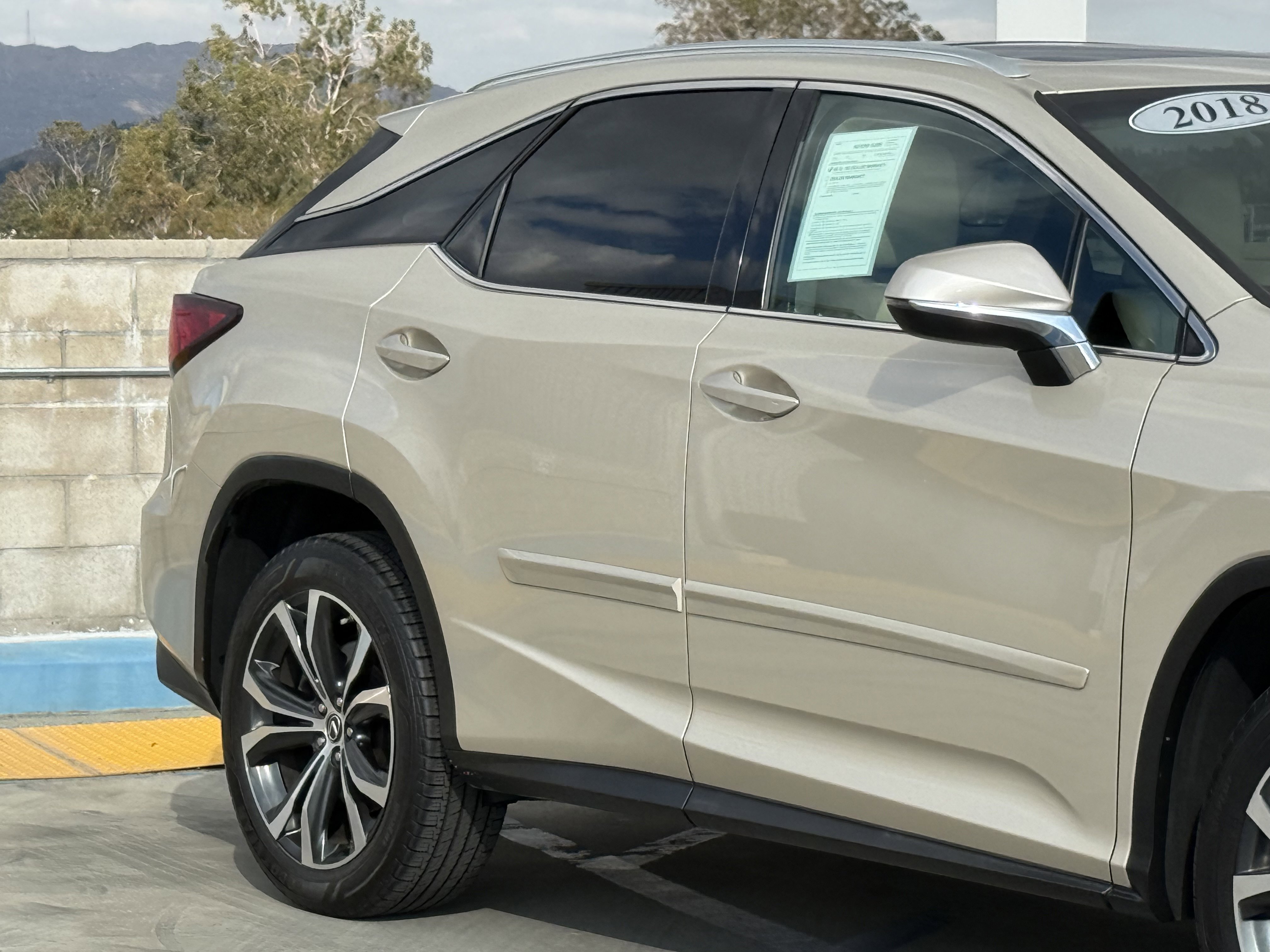 Used 2018 Lexus RX 350 FWD w/ Premium Package image 5