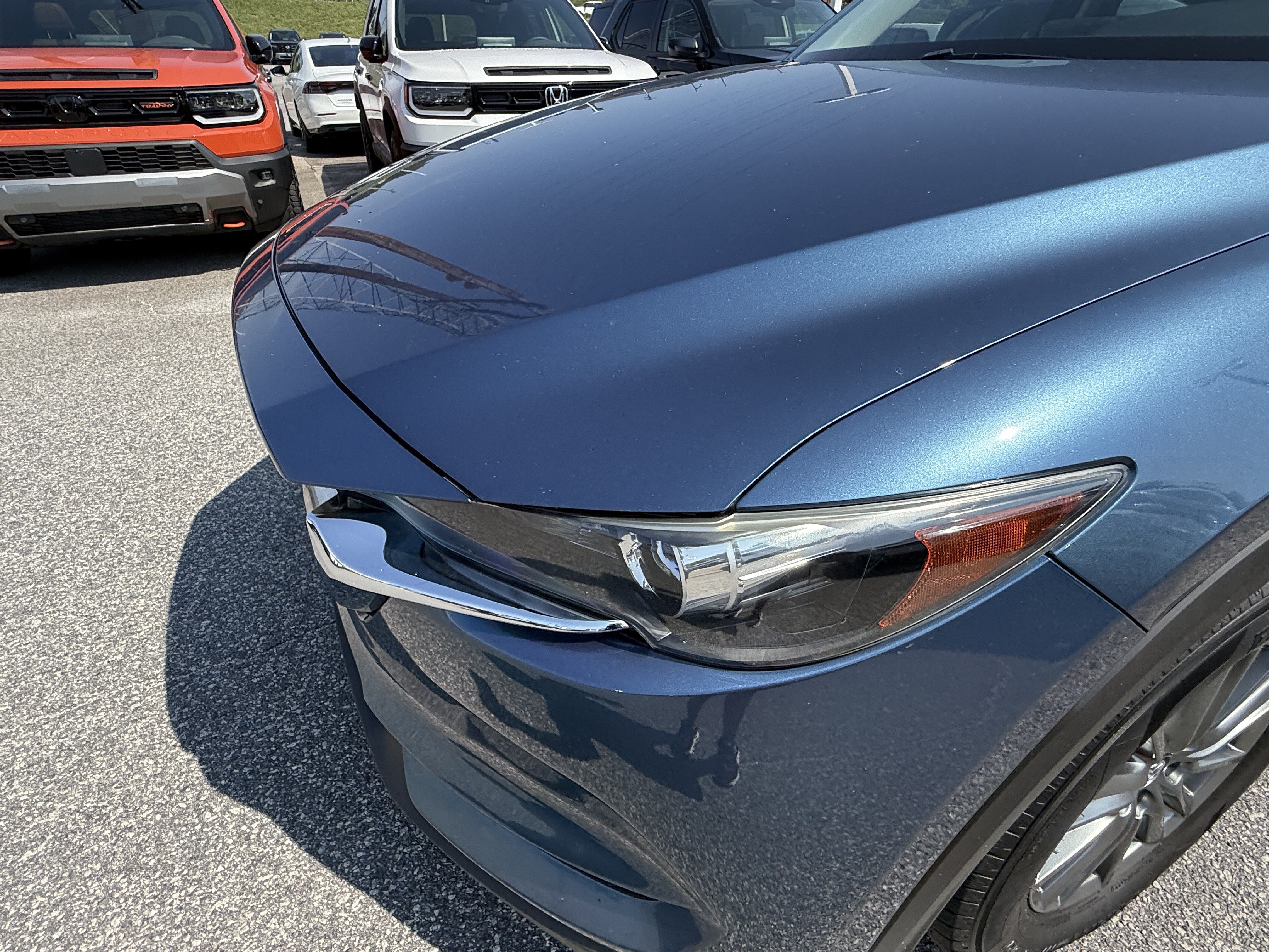 Used 2018 MAZDA CX-5 Sport FWD image 2