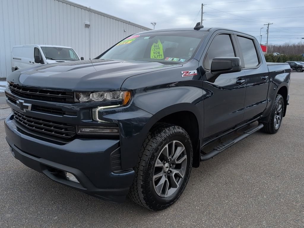 Used 2021 Chevrolet Silverado 1500 RST image 2