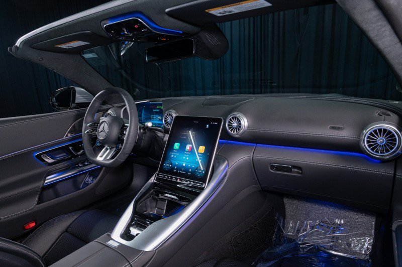 New 2026 Mercedes-Benz SL 63 AMG S e Performance 4MATIC image 7