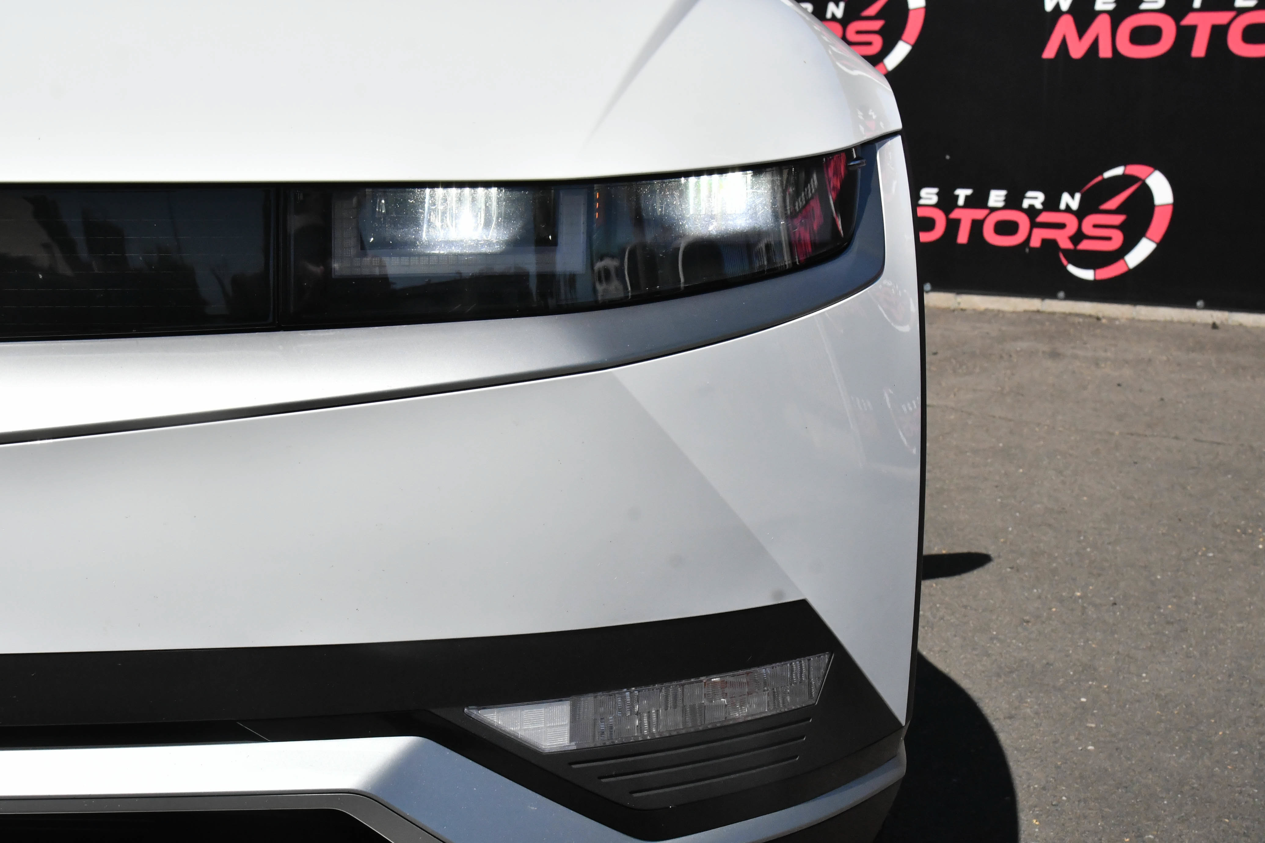 Used 2024 Hyundai Ioniq 5 SE RWD image 11