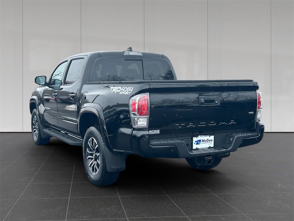 Used 2023 Toyota Tacoma TRD Sport w/ Technology Package image 3