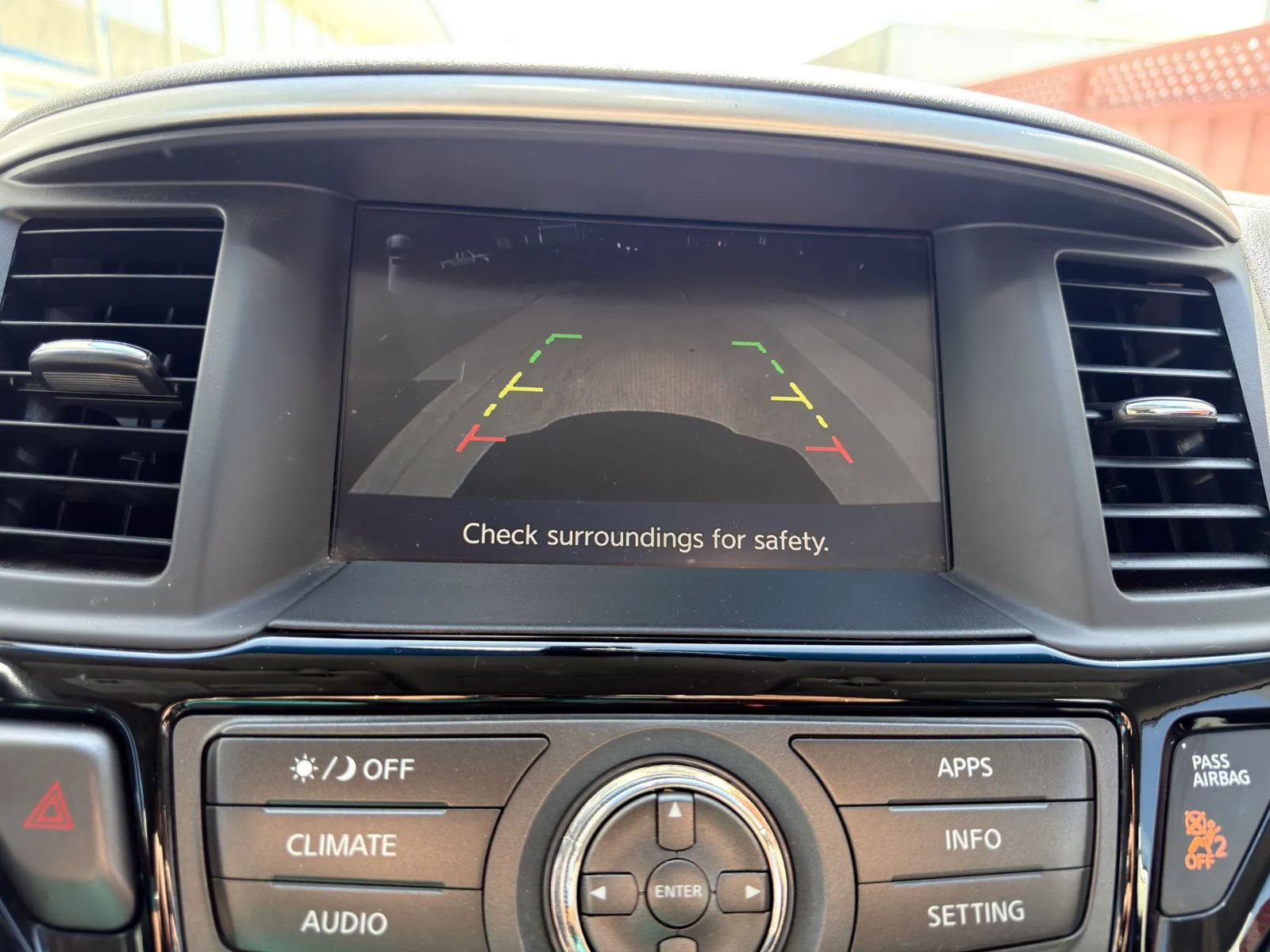 Used 2018 Nissan Pathfinder SV FWD image 17