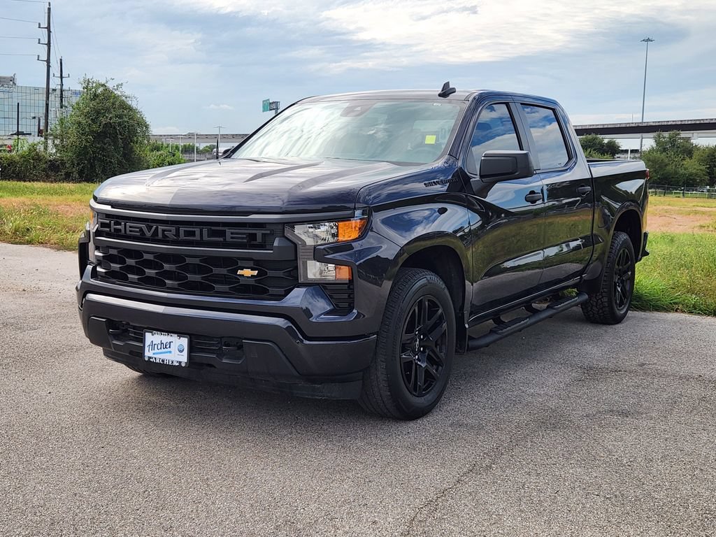 Used 2023 Chevrolet Silverado 1500 Custom w/ LPO, Dark Essentials Package RWD image 2