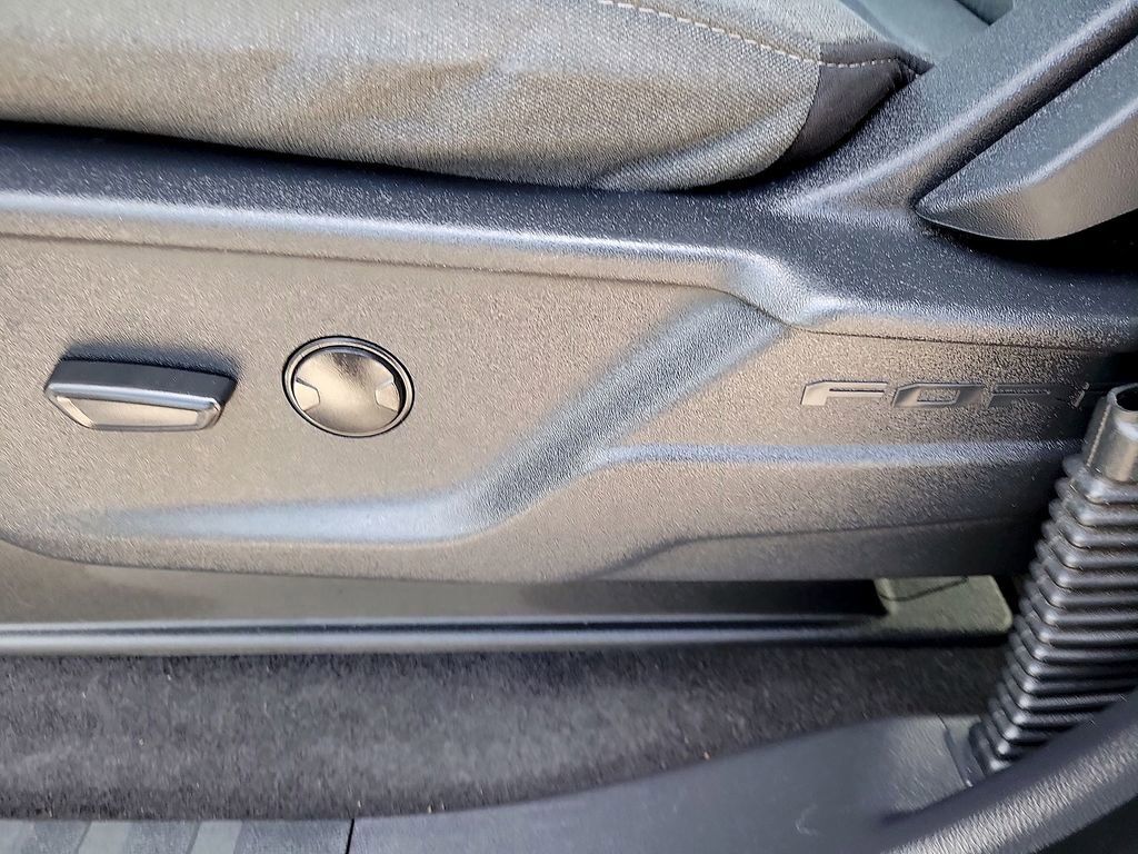 Used 2024 Ford F150 XLT AWD/4WD image 17