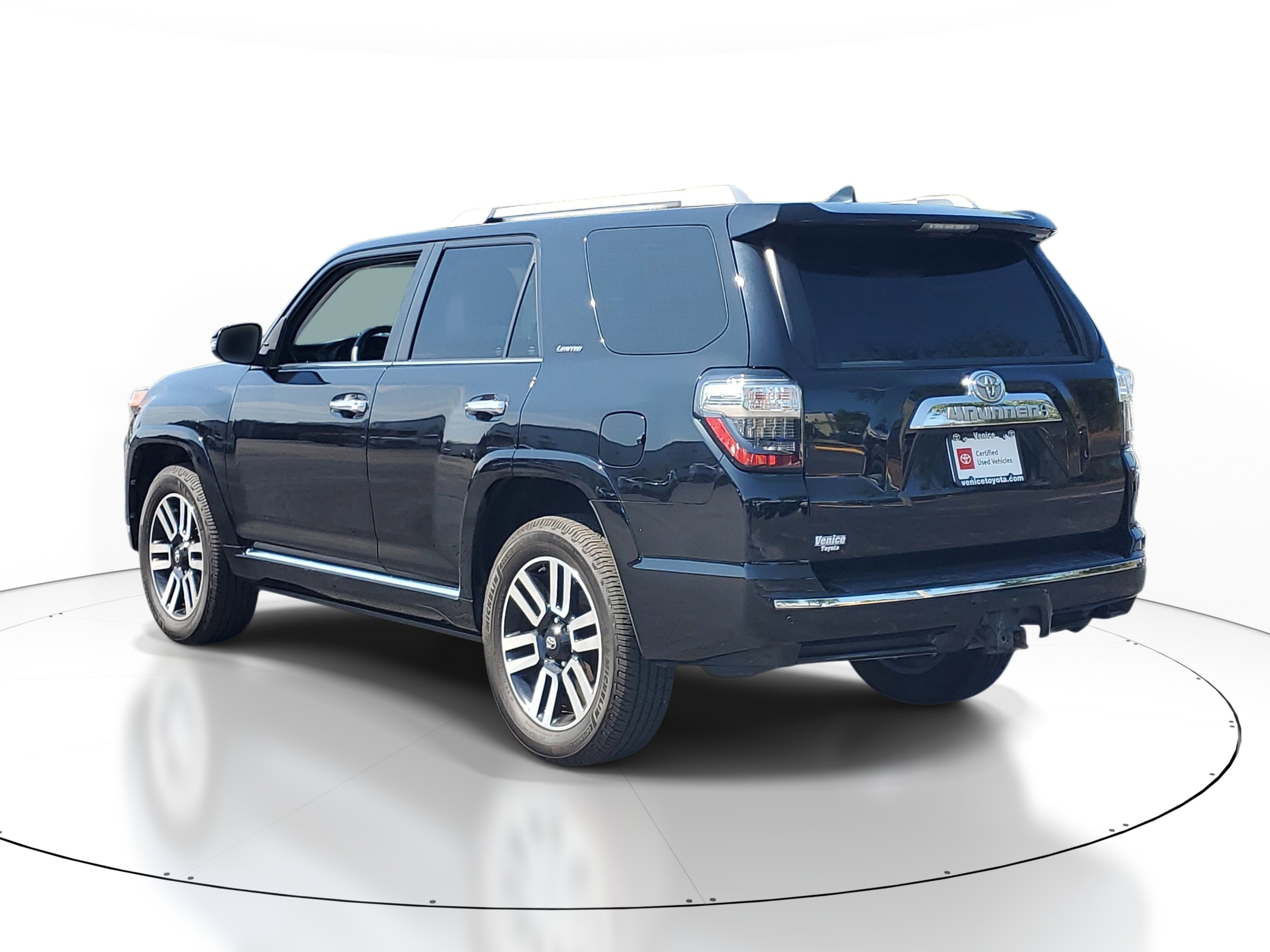 Certified 2020 Toyota 4Runner Limited AWD/4WD image 4