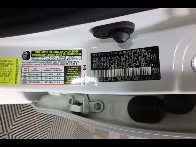 Used 2017 Toyota Corolla SE w/ Carpet Mat Package (TMS) image 41