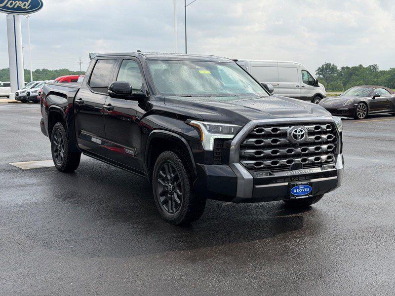 Used 2024 Toyota Tundra Platinum AWD/4WD image 3