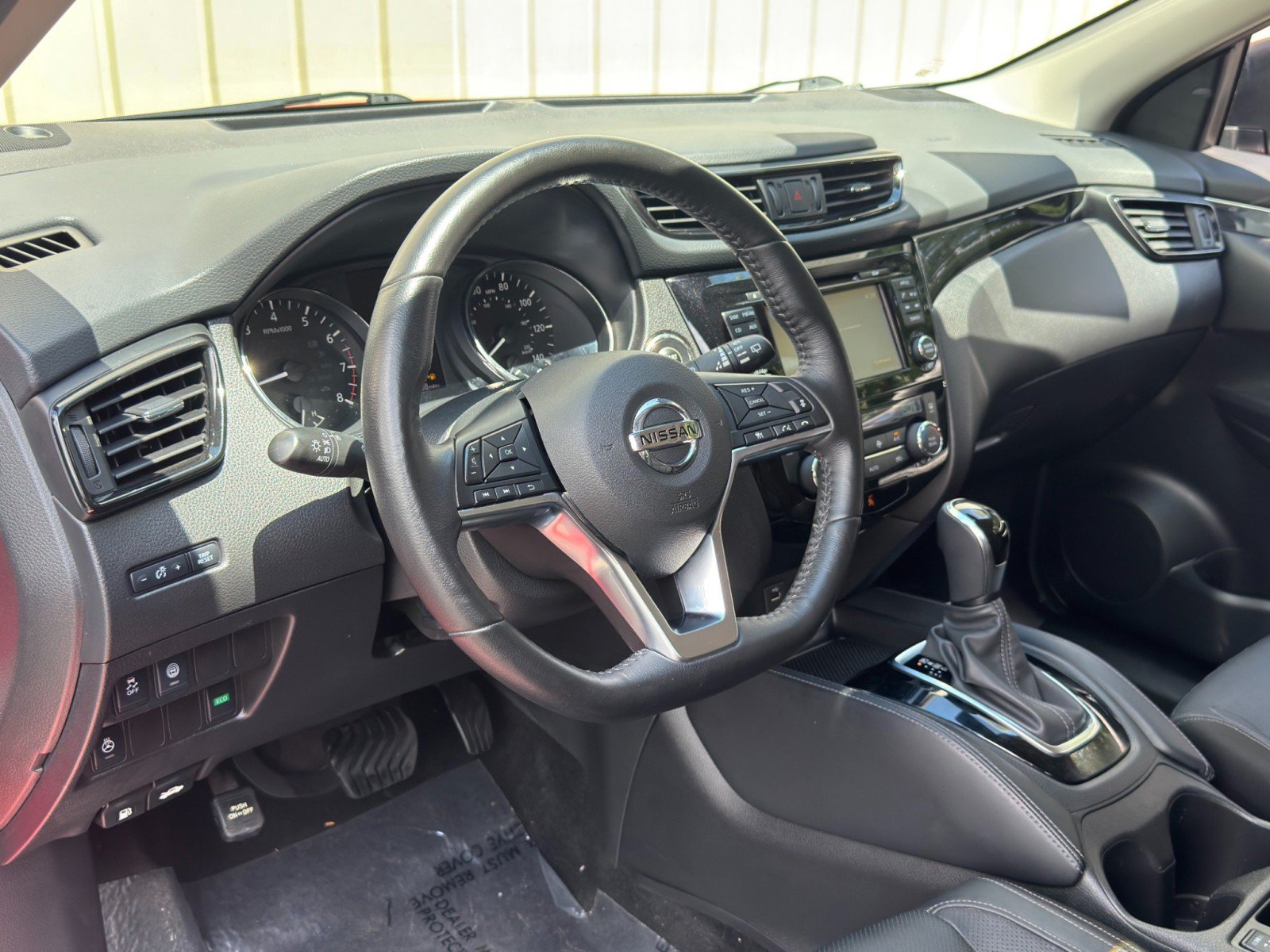 Used 2018 Nissan Rogue Sport SL w/ SL Premium Package FWD image 13