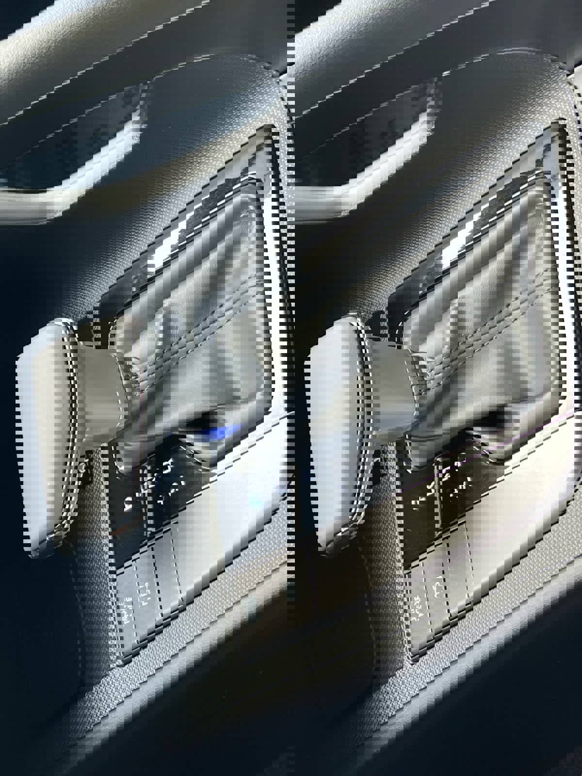 Certified 2026 Hyundai Elantra Sport image 33