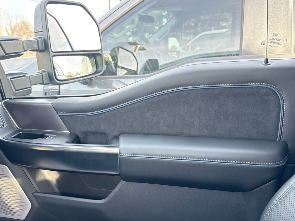 New 2026 Ford F250 Platinum image 70