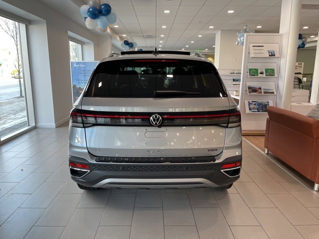 New 2026 Volkswagen Taos SEL image 3