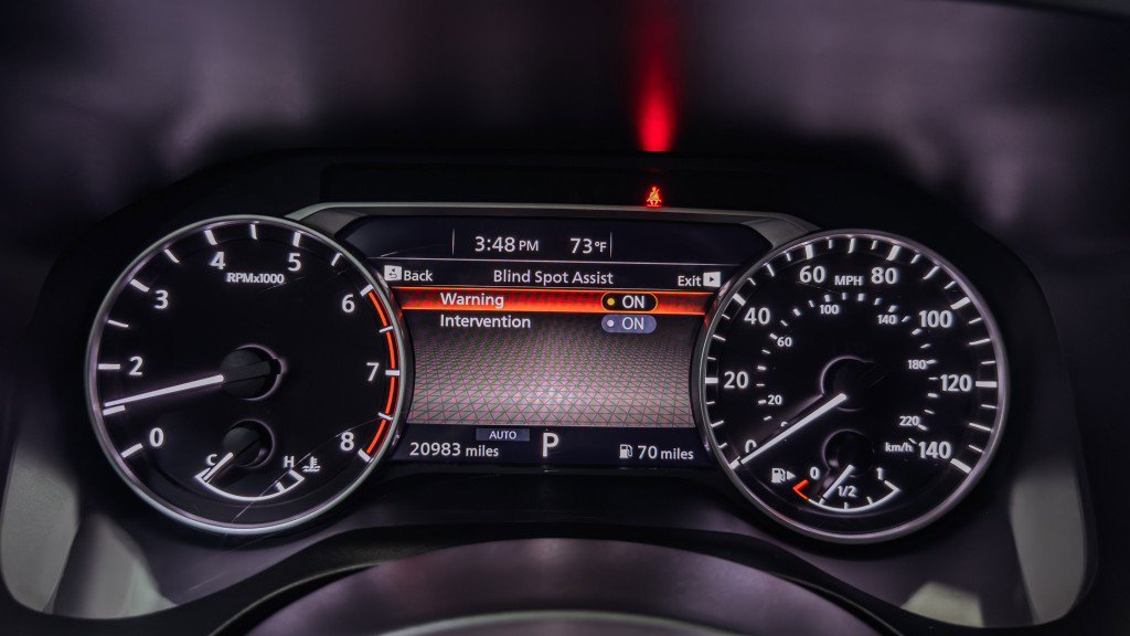 Used 2023 Nissan Rogue SV image 30