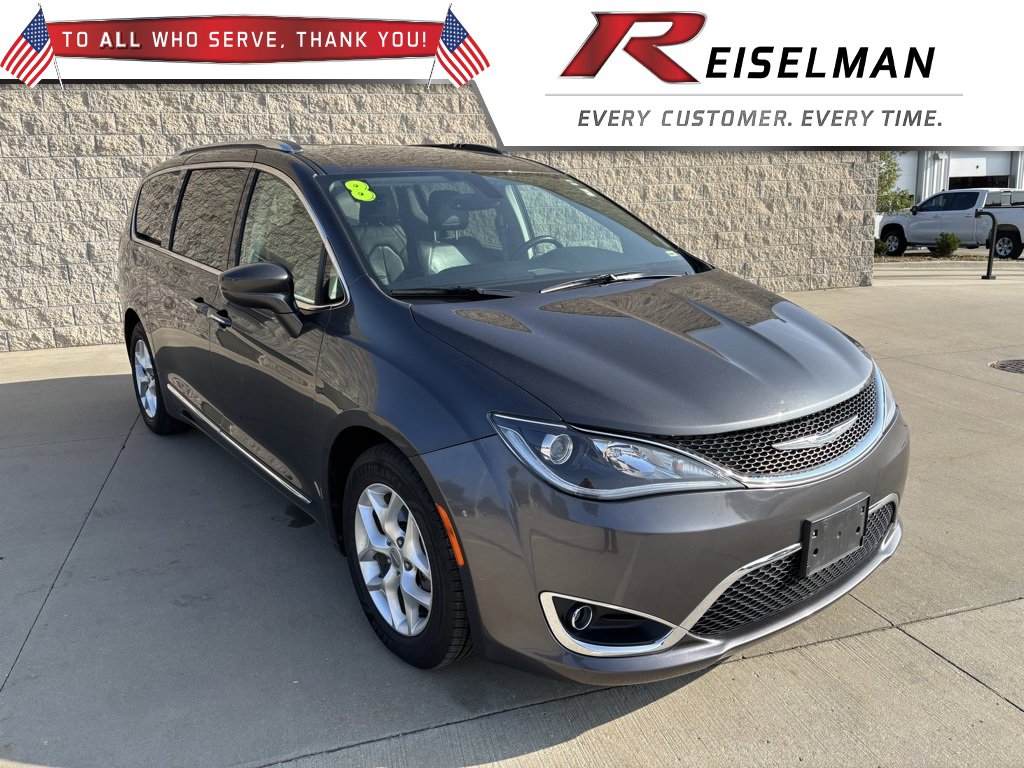 Used 2018 Chrysler Pacifica Touring-L Plus w/ Tire & Wheel Group