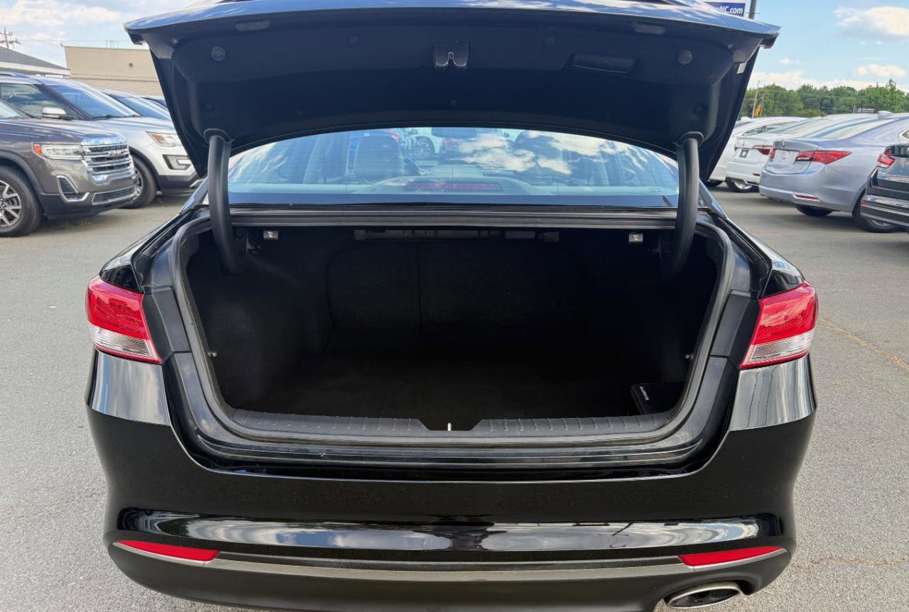 Used 2016 Kia Optima EX FWD image 10