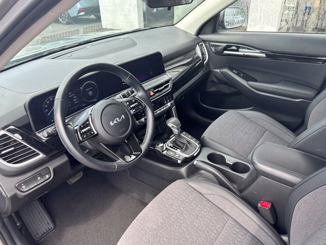 Used 2024 Kia Seltos S AWD/4WD image 8