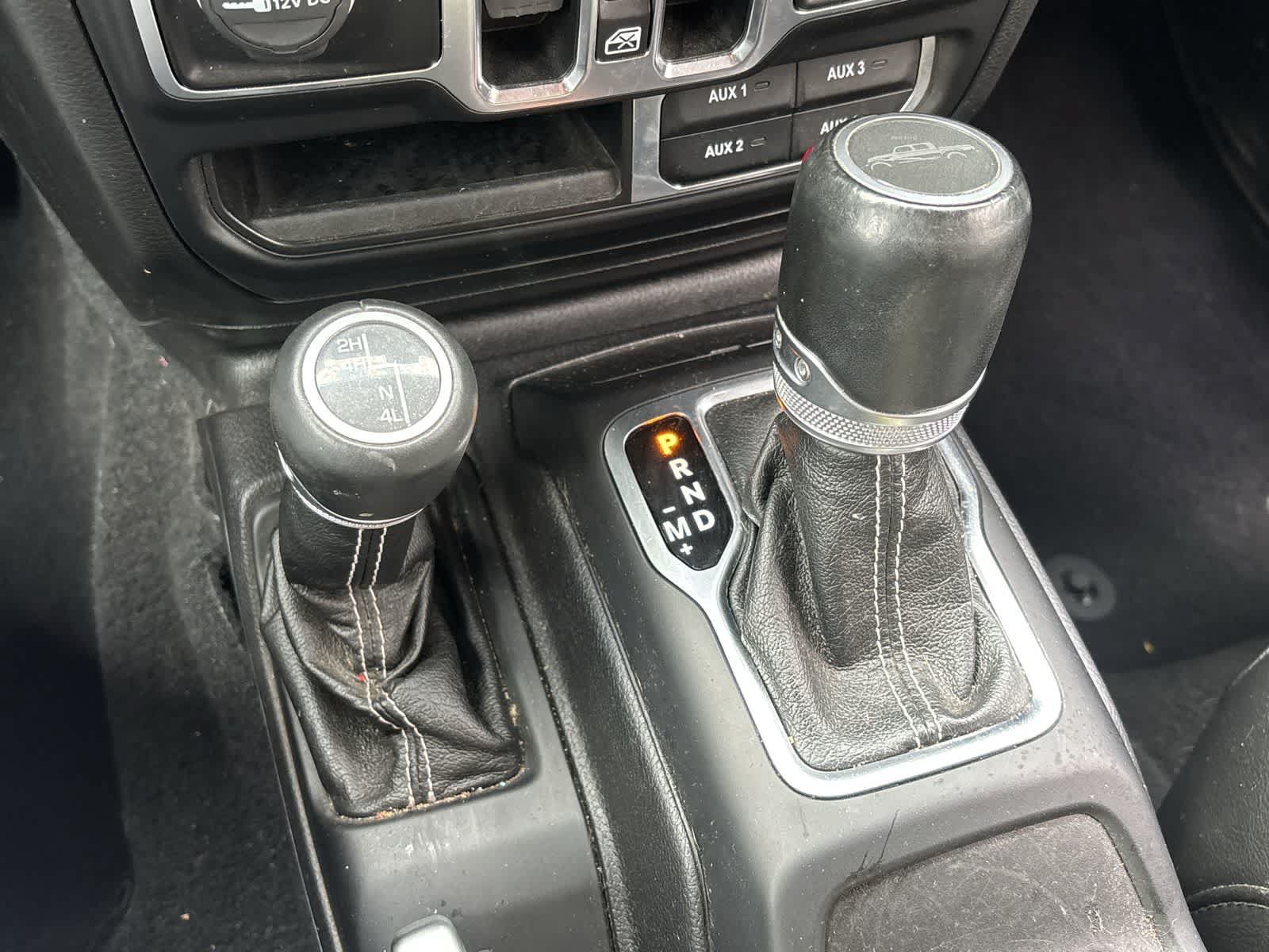 Certified 2020 Jeep Gladiator Overland AWD/4WD image 21
