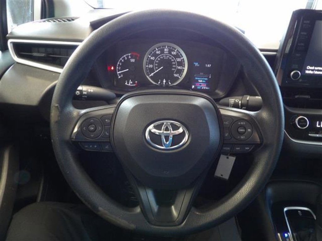 Used 2022 Toyota Corolla LE image 27
