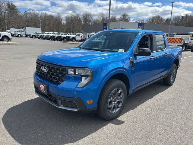 New 2026 Ford Maverick XLT w/ XLT Luxury Package AWD/4WD image 3