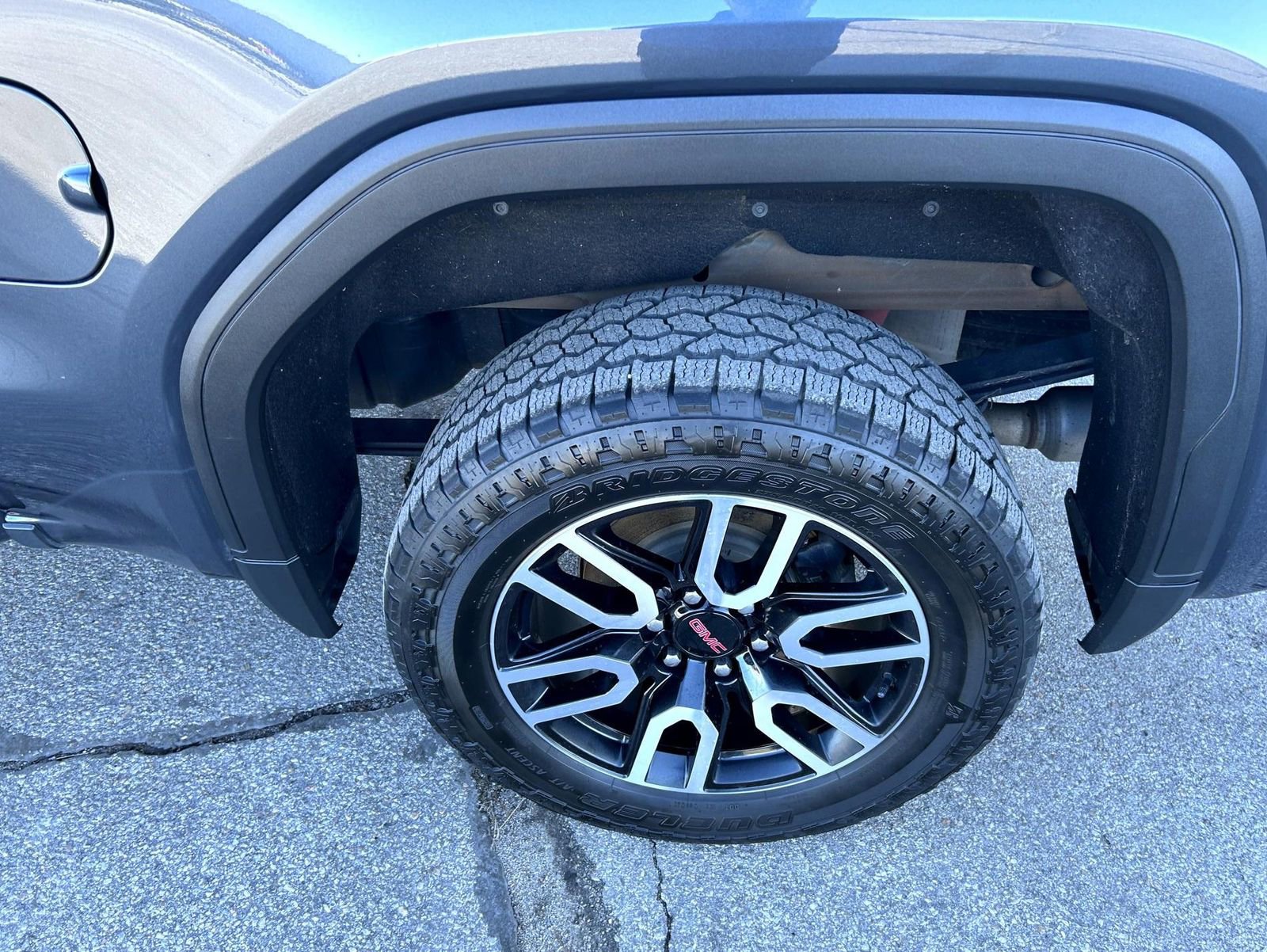 Certified 2021 GMC Sierra 1500 AT4 w/ AT4 Premium Package image 22