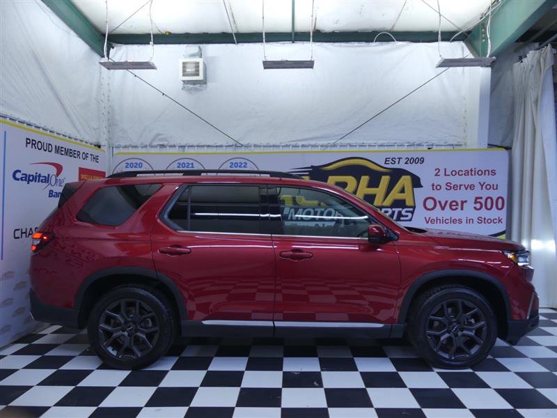 Used 2025 Honda Pilot Elite image 30