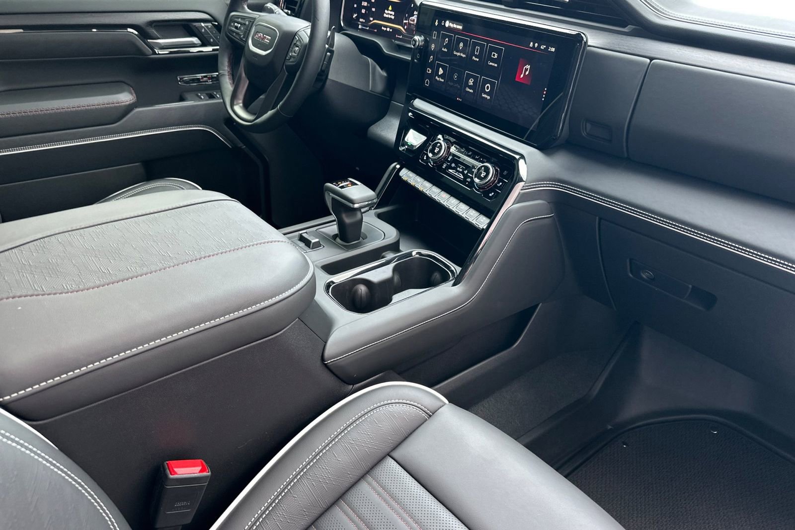 Used 2025 GMC Sierra 1500 AT4X image 17