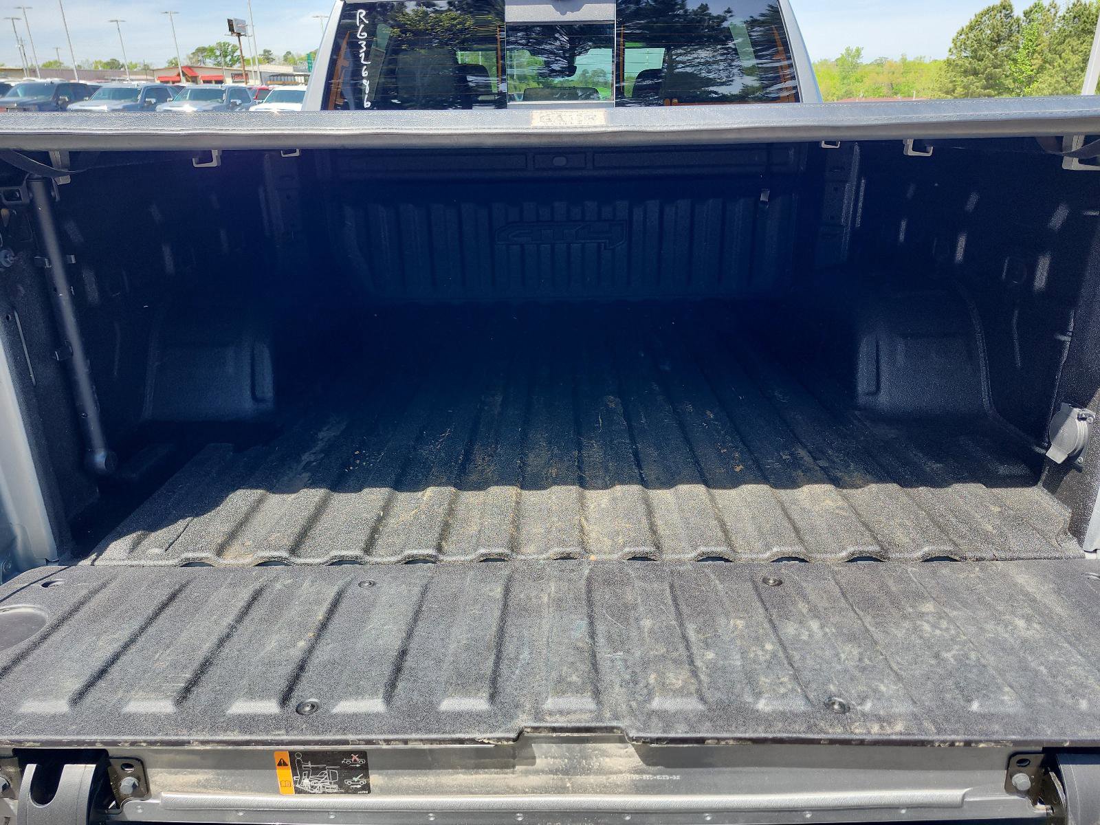 Used 2024 GMC Sierra 1500 AT4 w/ Technology Package image 13