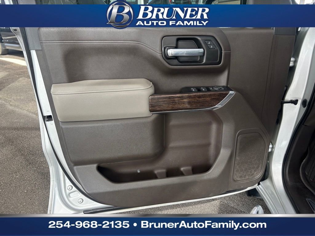 Used 2021 GMC Sierra 1500 SLE w/ X31 Off-Road Package image 12