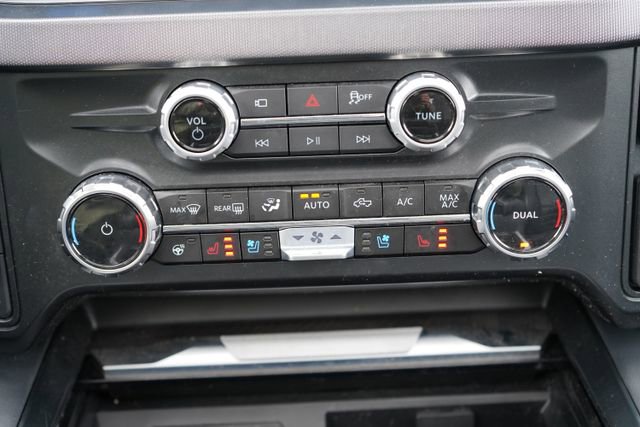 Used 2025 Ford F250 Platinum AWD/4WD image 38