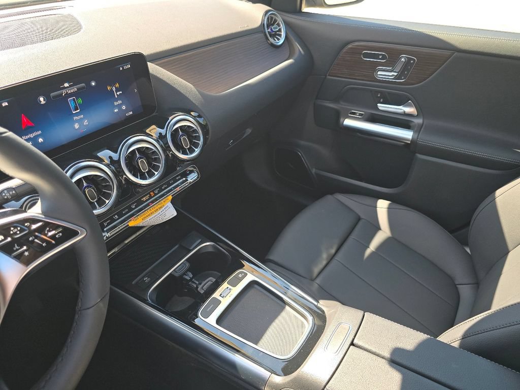 New 2026 Mercedes-Benz GLA 250 4MATIC image 29